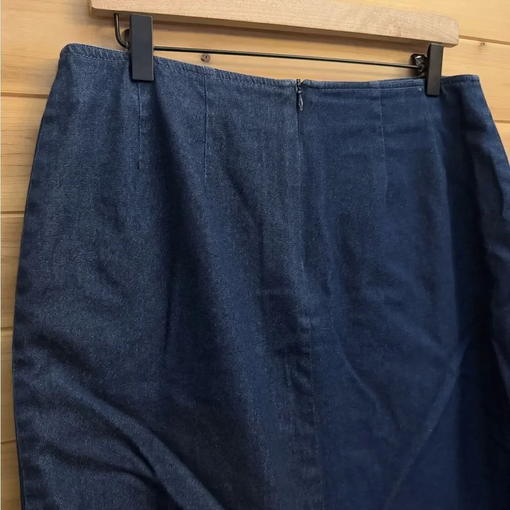 Vintage D.S. Alexus Size Medium Denim & Abstract Watercolor Slit Hem Maxi Skirt